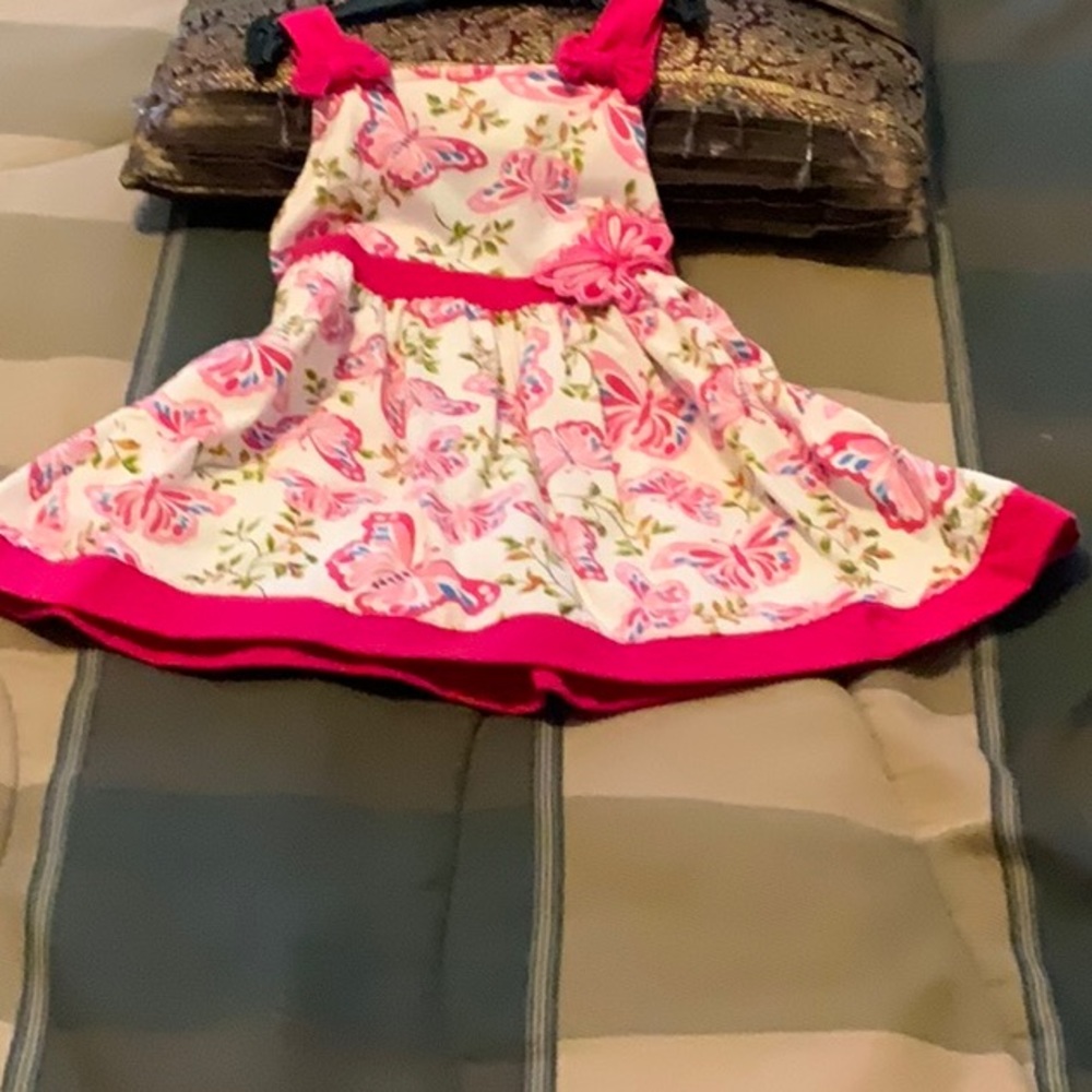 Little Girl’s Dress.